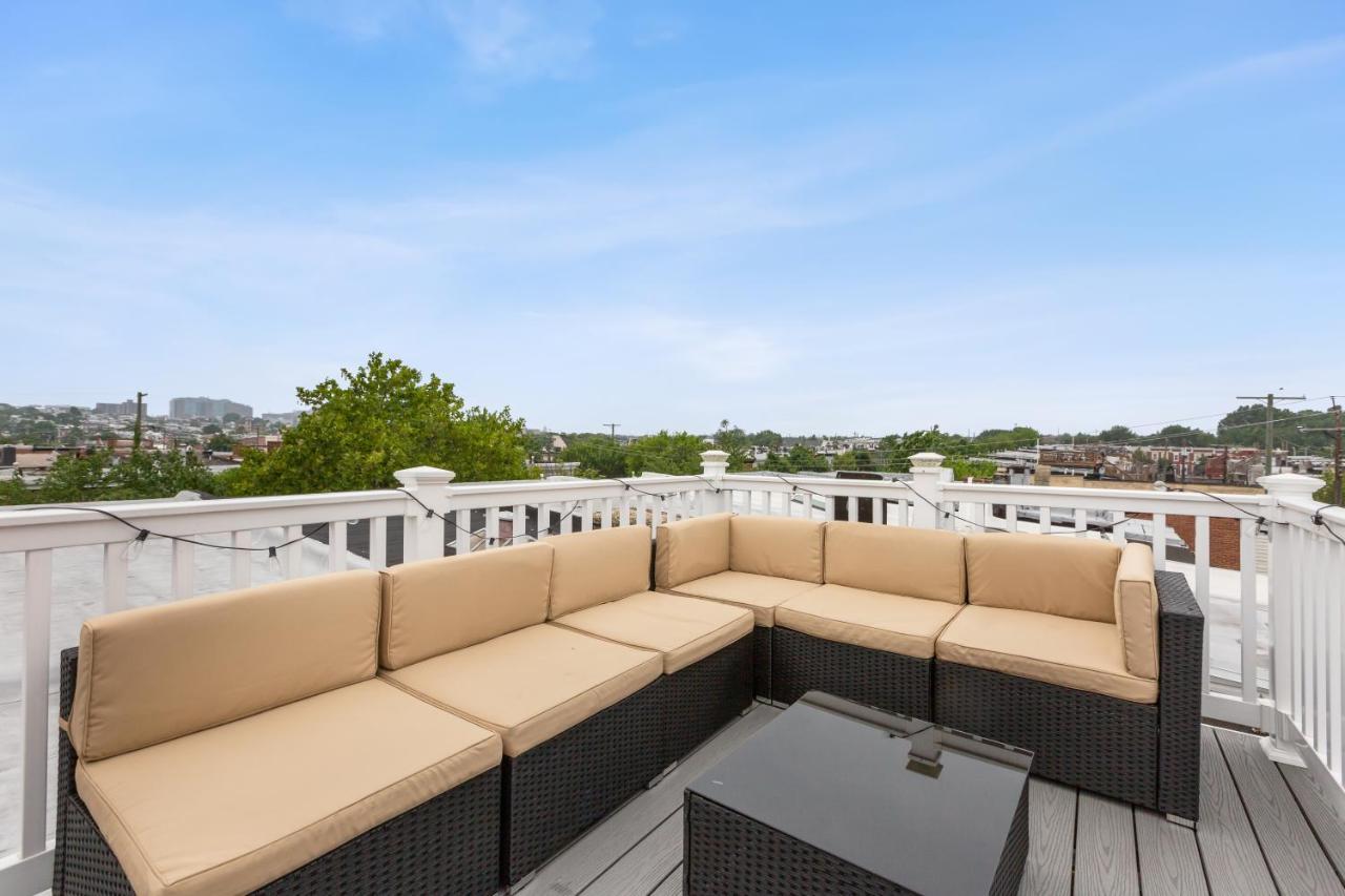 Pristine Townhouse With Rooftop Deck Near Canton! Baltimore Eksteriør bilde